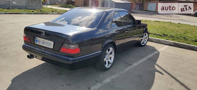 Купе Mercedes-Benz E-Class 1994 в Вінниці