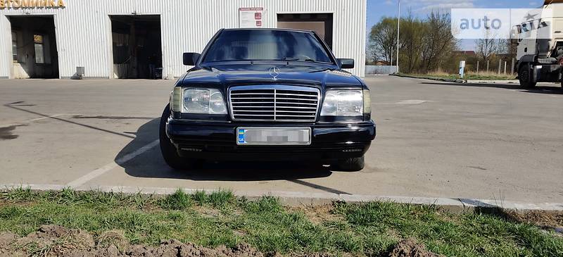 Купе Mercedes-Benz E-Class 1994 в Вінниці