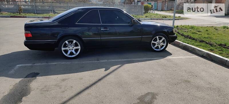 Купе Mercedes-Benz E-Class 1994 в Вінниці