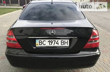 Седан Mercedes-Benz E-Class 2003 в 