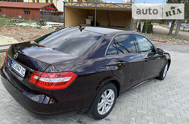 Седан Mercedes-Benz E-Class 2010 в 