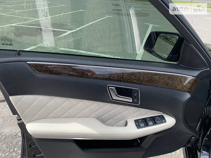 Седан Mercedes-Benz E-Class 2013 в Києві