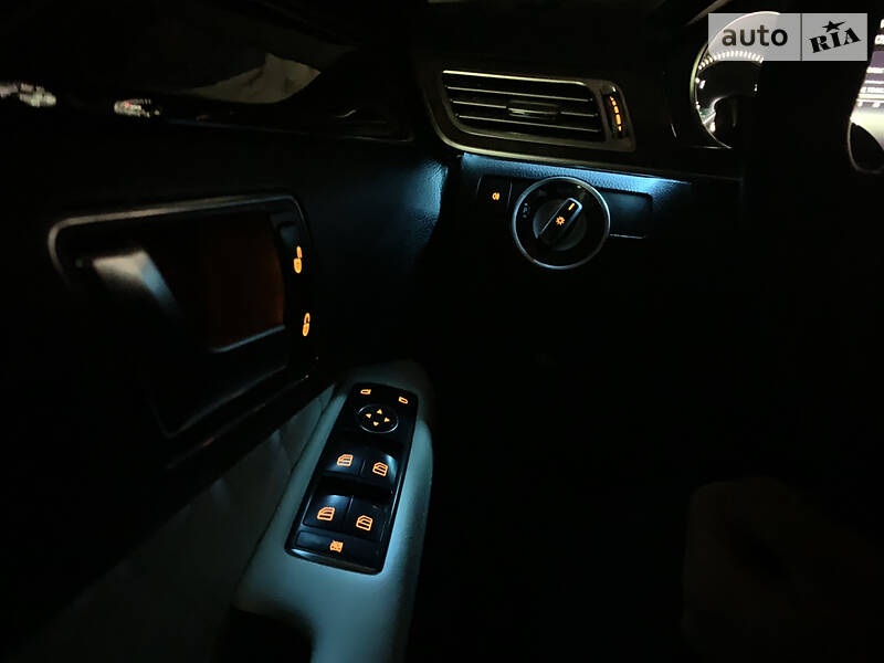 Седан Mercedes-Benz E-Class 2013 в Києві