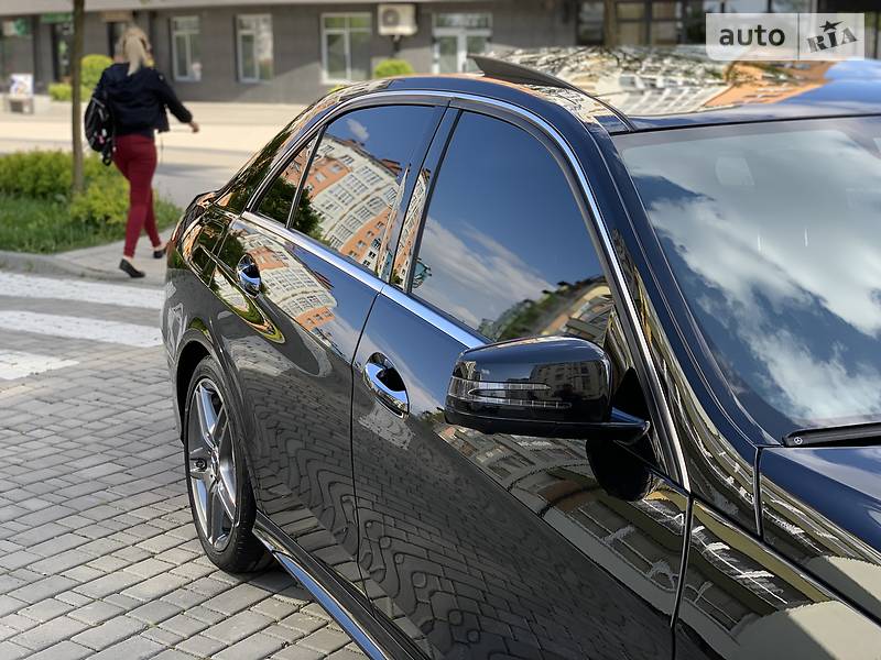Седан Mercedes-Benz E-Class 2014 в Ивано-Франковске