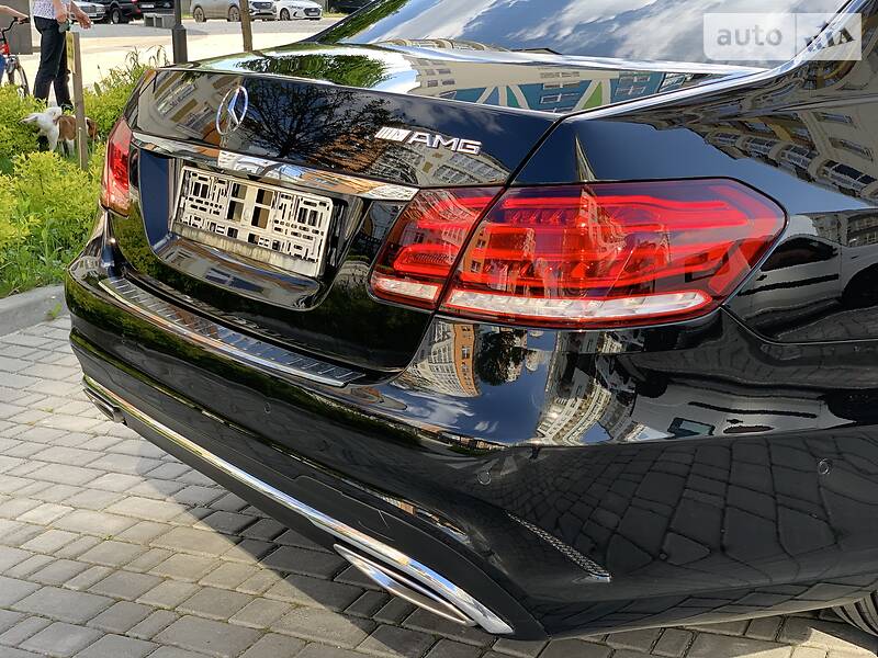 Седан Mercedes-Benz E-Class 2014 в Ивано-Франковске