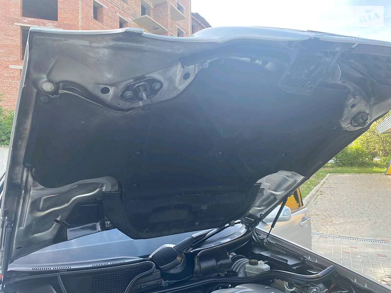 Седан Mercedes-Benz E-Class 2000 в Коломиї