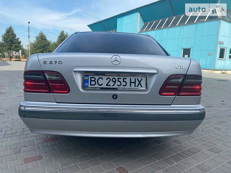 Седан Mercedes-Benz E-Class 2000 в Коломиї
