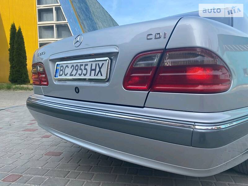 Седан Mercedes-Benz E-Class 2000 в Коломиї