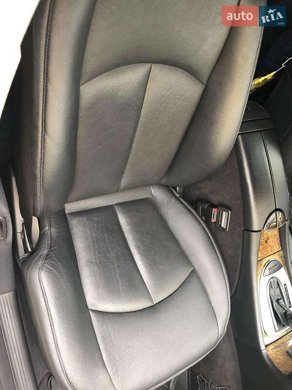 Седан Mercedes-Benz E-Class 2005 в Миколаєві