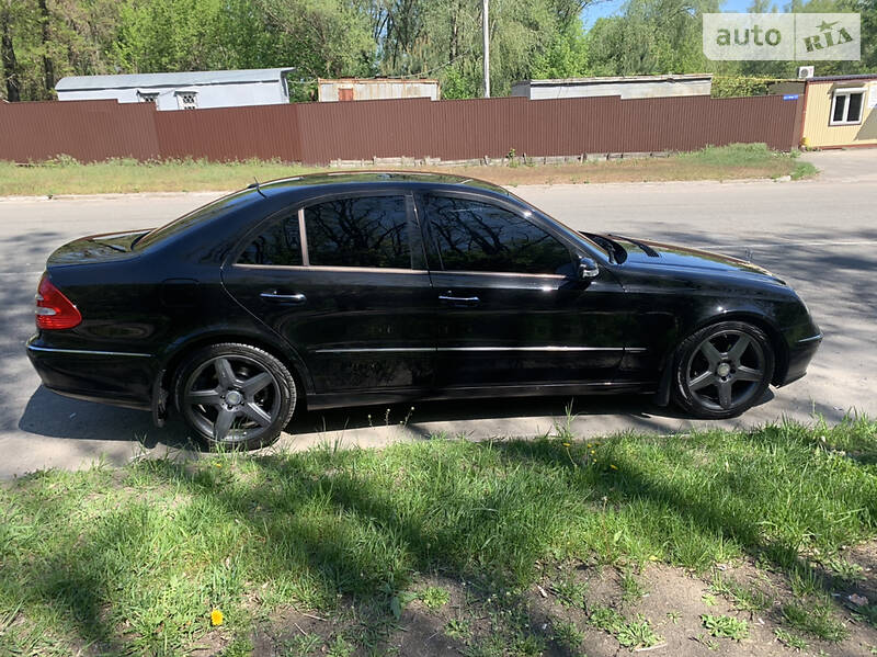 Седан Mercedes-Benz E-Class 2006 в Києві