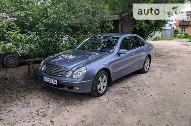 Седан Mercedes-Benz E-Class 2004 в 