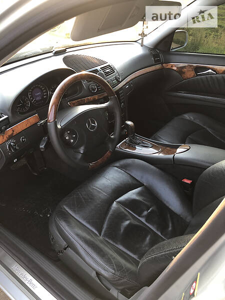 Седан Mercedes-Benz E-Class 2003 в Львові фото 7 Седан Mercedes-Benz E-Class 2003 в Львові
