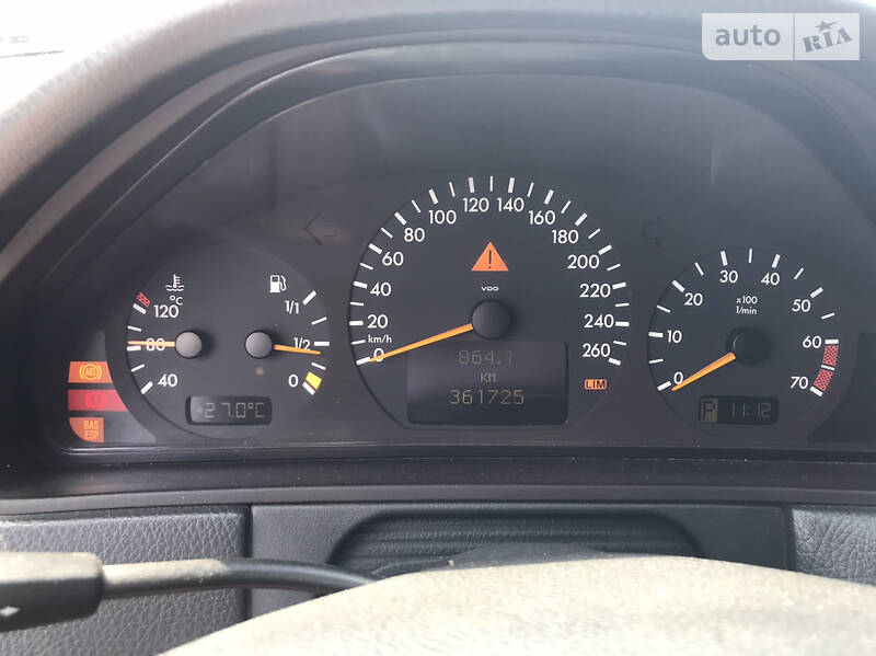 Седан Mercedes-Benz E-Class 2000 в Одесі