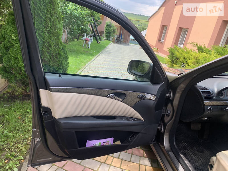 Седан Mercedes-Benz E-Class 2007 в Тернополі