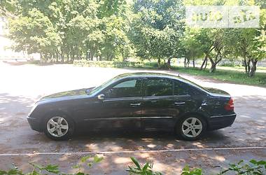 Седан Mercedes-Benz E-Class 2005 в 
