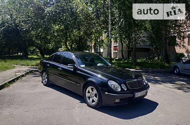 Седан Mercedes-Benz E-Class 2005 в 