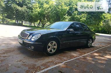Седан Mercedes-Benz E-Class 2005 в 