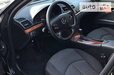 Седан Mercedes-Benz E-Class 2007 в 