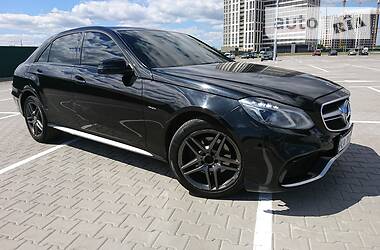 Седан Mercedes-Benz E-Class 2012 в Киеве