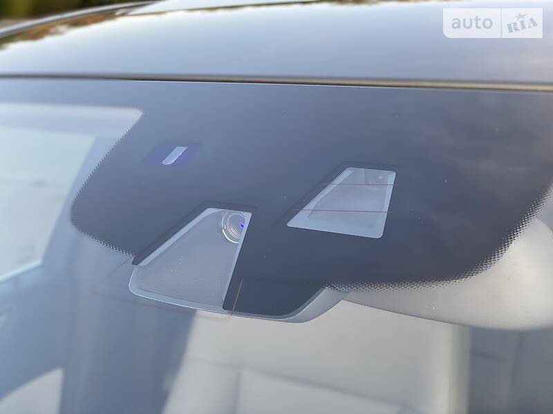 Седан Mercedes-Benz E-Class 2012 в Києві