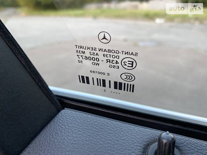 Седан Mercedes-Benz E-Class 2012 в Києві