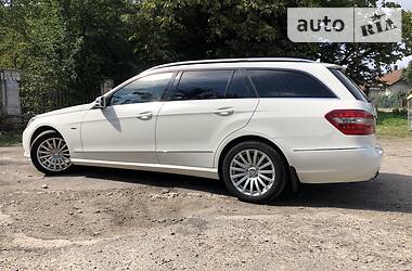 Универсал Mercedes-Benz E-Class 2010 в Львове