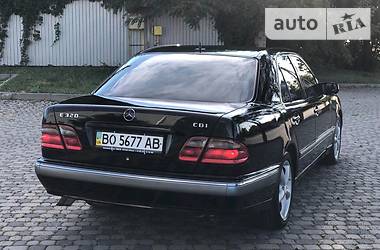 Седан Mercedes-Benz E-Class 1999 в Ивано-Франковске