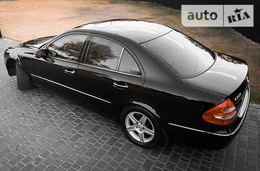 Седан Mercedes-Benz E-Class 2002 в Фастове