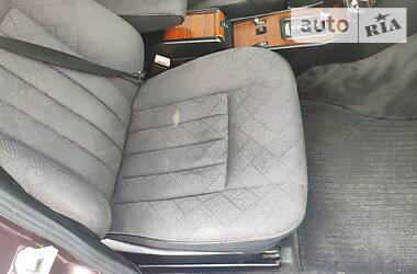 Седан Mercedes-Benz E-Class 1994 в 