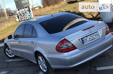 Седан Mercedes-Benz E-Class 2007 в Дрогобыче