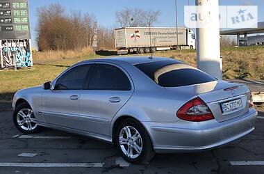 Седан Mercedes-Benz E-Class 2007 в Дрогобыче