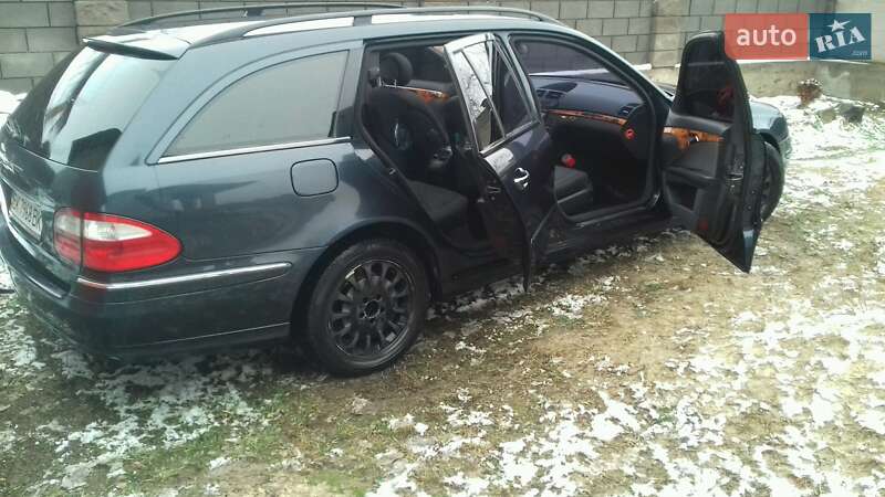 Универсал Mercedes-Benz E-Class 2003 в Сарнах