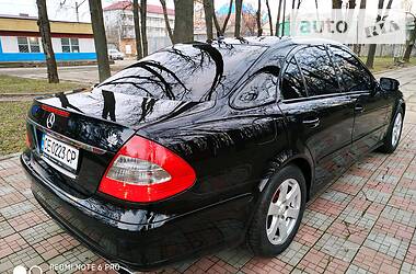 Седан Mercedes-Benz E-Class 2007 в Новоселице