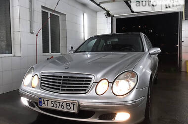 Седан Mercedes-Benz E-Class 2003 в Івано-Франківську