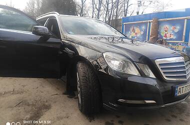 Универсал Mercedes-Benz E-Class 2012 в Долине