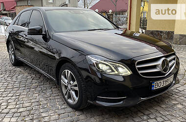 Седан Mercedes-Benz E-Class 2015 в 