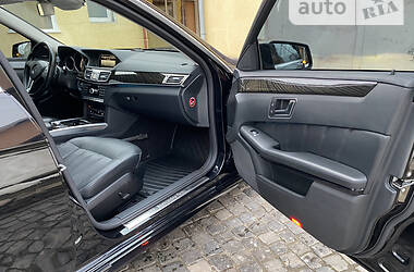Седан Mercedes-Benz E-Class 2015 в 
