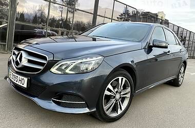 Седан Mercedes-Benz E-Class 2013 в Киеве