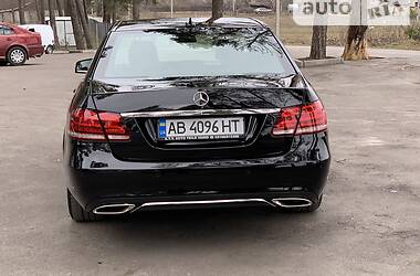 Седан Mercedes-Benz E-Class 2013 в Виннице