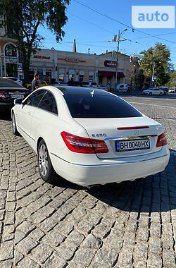 Купе Mercedes-Benz E-Class 2010 в Одессе