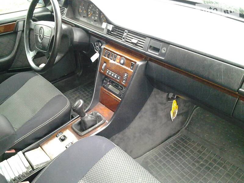 Универсал Mercedes-Benz E-Class 1994 в Ровно