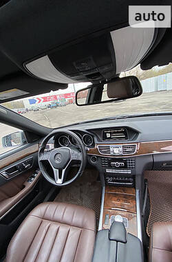 Седан Mercedes-Benz E-Class 2014 в Кременчуге