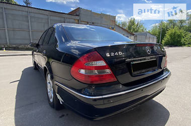 Универсал Mercedes-Benz E-Class 2004 в Киеве