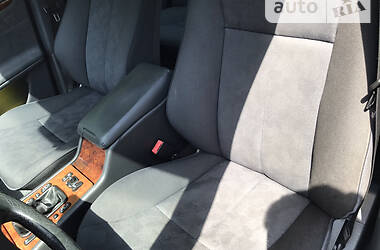 Седан Mercedes-Benz E-Class 2000 в 