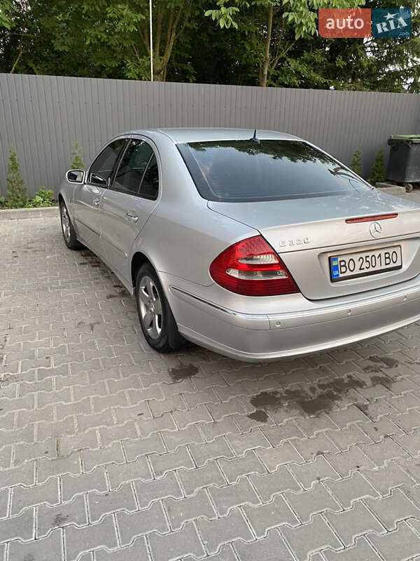 Седан Mercedes-Benz E-Class 2004 в Тернополе