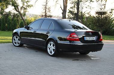 Седан Mercedes-Benz E-Class 2005 в Бучаче