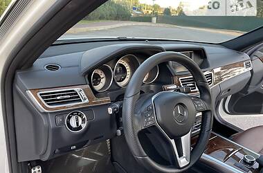 Седан Mercedes-Benz E-Class 2015 в 