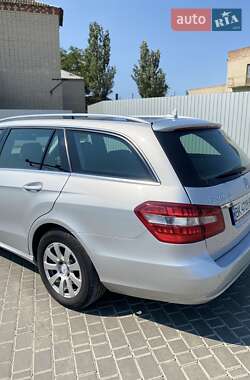 Универсал Mercedes-Benz E-Class 2012 в 