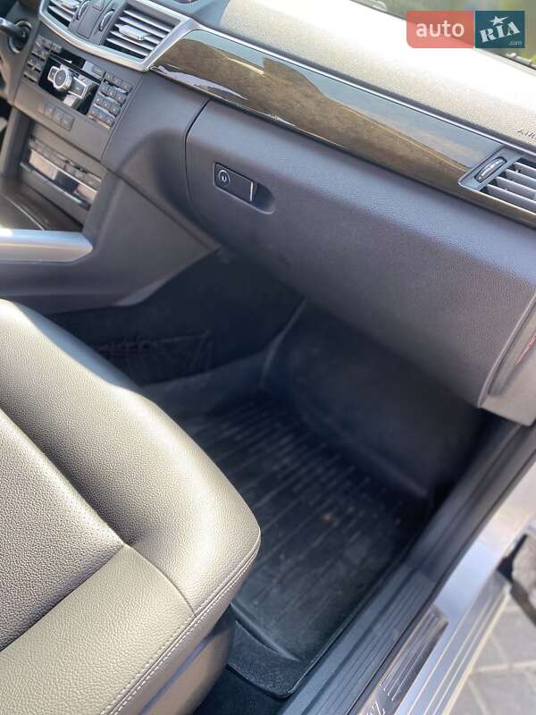 Універсал Mercedes-Benz E-Class 2012 в Херсоні фото 22 Універсал Mercedes-Benz E-Class 2012 в Херсоні