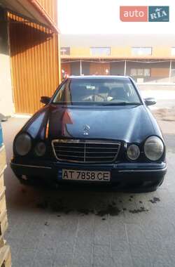 Седан Mercedes-Benz E-Class 2001 в 